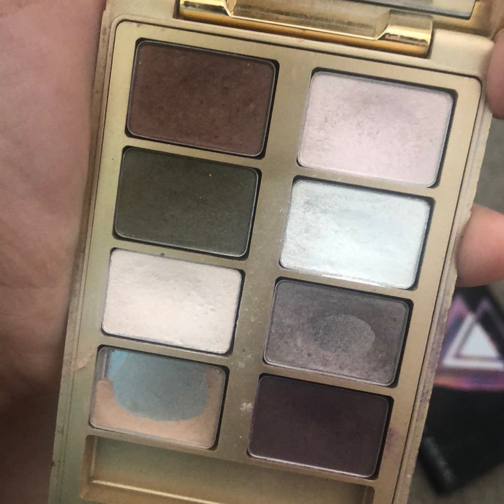 Estee Lauder eyeshadow